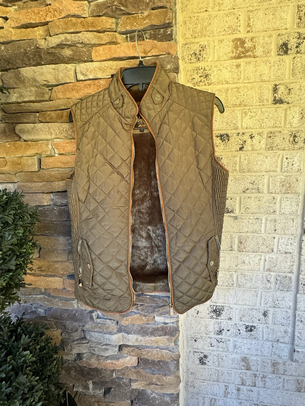 Special One by Rock Revolution Puffer Vest-Size Large